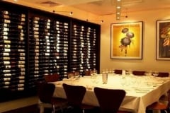 Restaurant-Wine-Display-5334